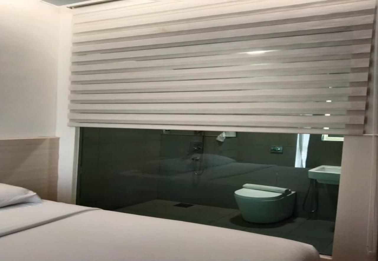 Minimalist Hotel Johor Bahru Exterior foto